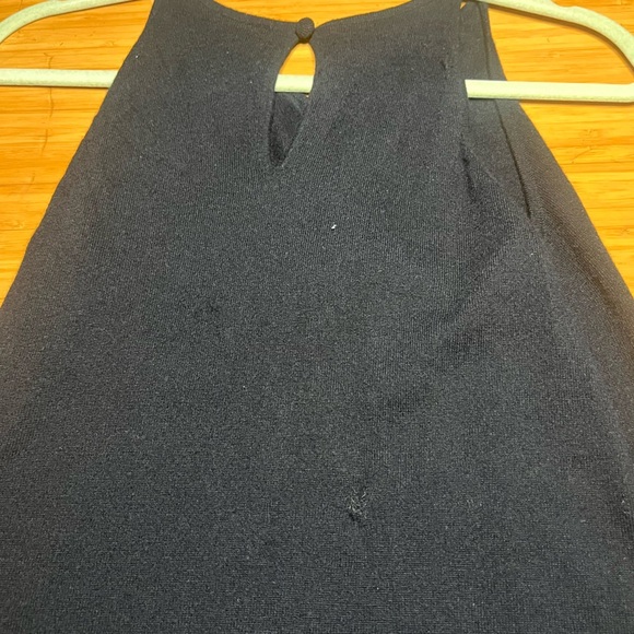 St. John- 100% Cashmere Embellished Tank Top. Size M - Picture 7 of 7